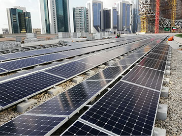 
     الطلب المتزايد على مشاريع الطاقة الشمسية في دول الشرق الأوسط
    